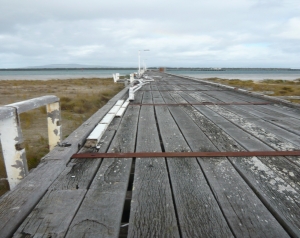 Long Jetty - Removing Deck and Transoms to Pile Row 62 Two