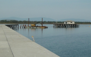 Long jetty stage two piling headstock and deck installation